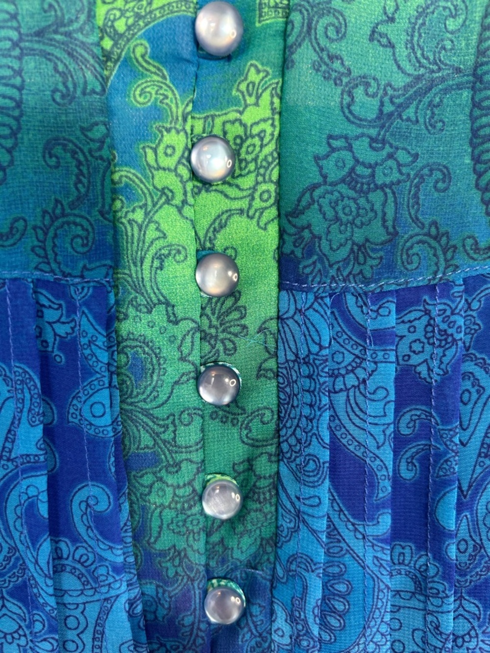 Blue and Green Sleeveless Midi Dress - Picture 6 of 8